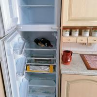 FRIGORIFERO combinato - marca Hotpoint Ariston