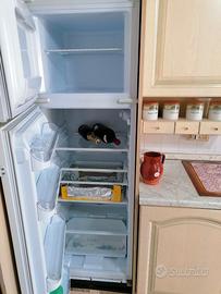 FRIGORIFERO combinato - marca Hotpoint Ariston