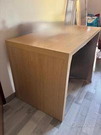 Scrivania scorrevole Ikea