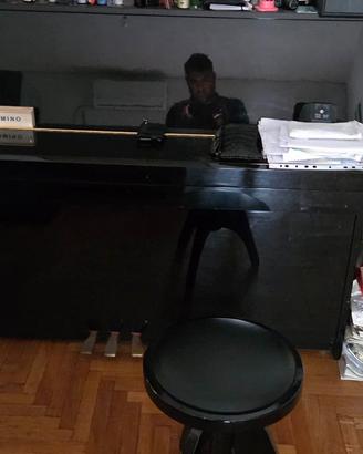 Pianforte a muro yamaha