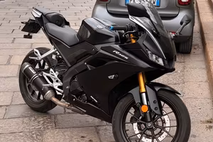Yamaha 125 yzfr moto roma