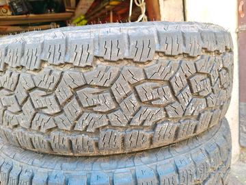 pneumatico ToyoOpen Country A/T III

215/60R1796