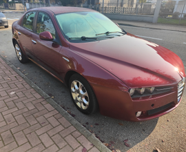 Alfa Romeo 159 1900 Multijet interno in pelle