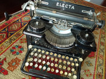 Macchina da scrivere Electa - torino