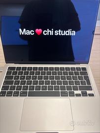 MacBook m5 13” ram 16 gb ssd 513 gb nuovo