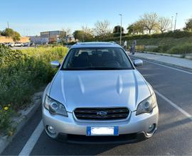Subaru Legacy Outback 2.5 benzina 2004