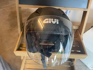 Casco Givi