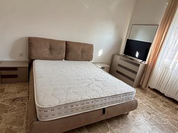 Camera da letto completa