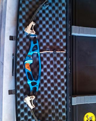 Arco compounḍ Hoyt Protec XT2000