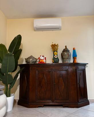CREDENZA IN LEGNO SAGOMATA  MOTIVI A ROMBO