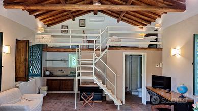 Casetta con piccola piscina