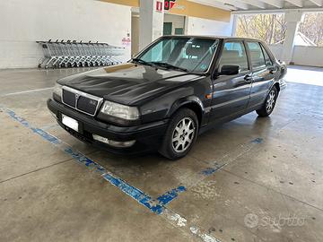 Lancia Thema 16v LS