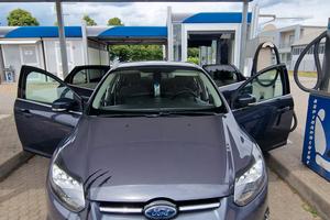focus 1.6 tdi titanium 