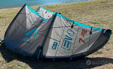 Vela Kitesurf Duotone Evo SLS 7 2026 in garanzia