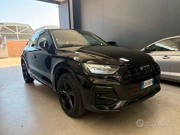 AUDI Q5 SPORTBACK 40 TDI quattro S tronic – S line