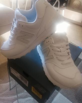 New Balance 574 bianca