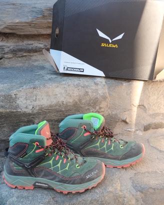 Scarponi trekking n. 34 Salewa Alp Trainer Mid GTX