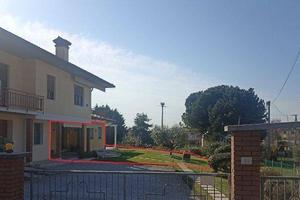 Immobile in asta di 277 m² con 4 locali e box auto