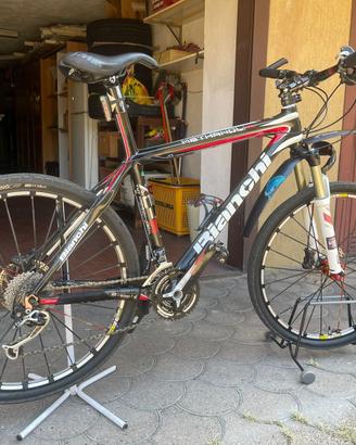 Bici Mountain Bike D26 in carbonio - Bianchi