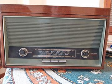 Telefunken Mignonette RFS mod. R545 radio+fonograf