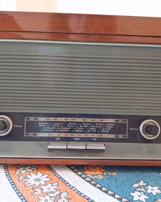 Telefunken Mignonette RFS mod. R545 radio+fonograf