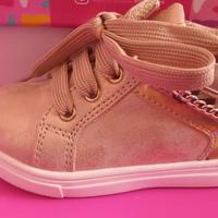 scarpe alla caviglia 