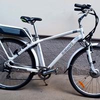 Bicicletta elettrica a pedalata assistita 
