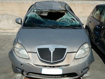 Ricambi usati per LANCIA YPSILON 1.2