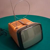 Televisore Brionvega Algol 11
