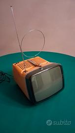 Televisore Brionvega Algol 11