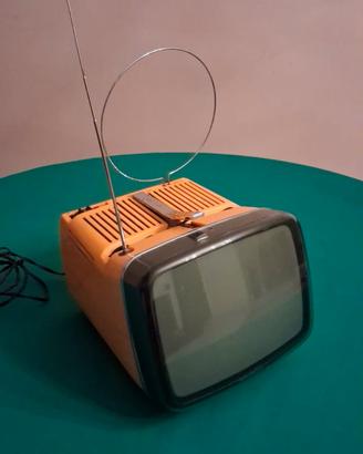 Televisore Brionvega Algol 11