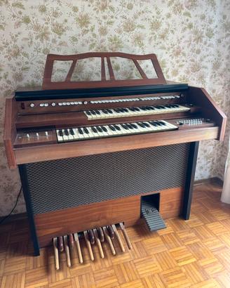 Organo elettronico marca CEI.