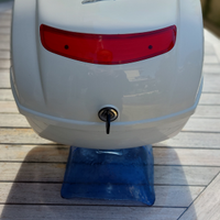 Bauletto e staffa Vespa GTS 300