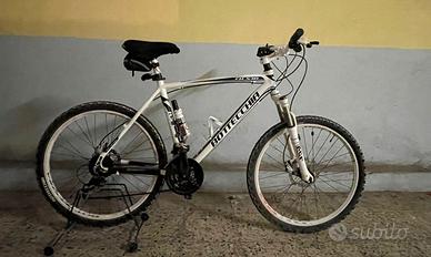 Bottecchia FX 530