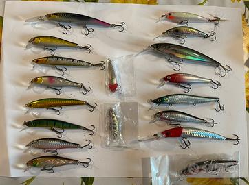 18 esche artificiali da pesca spinning