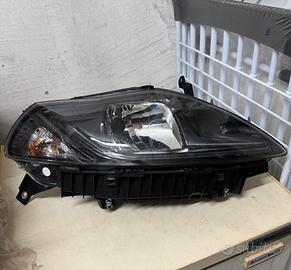 Faro Dx Led Lancia Ypsilon Hybrid 52195857