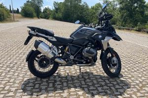 BMW R1250GS Triple Black Standard