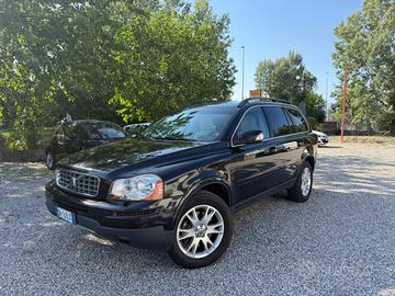 Volvo XC 90 XC90 2.4 D5 185 CV aut. AWD Executive