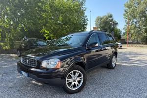 Volvo XC 90 XC90 2.4 D5 185 CV aut. AWD Executive