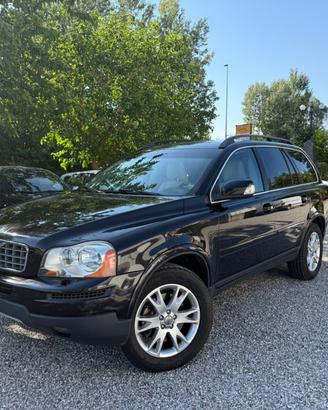 Volvo XC 90 XC90 2.4 D5 185 CV aut. AWD Executive