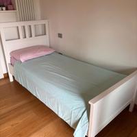 Letto e materasso singolo Ikea bianco 