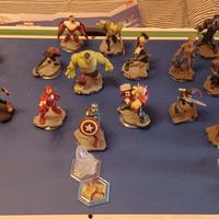 Lotto Disney Infinity xbox 360 (gioco + accessori)