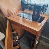 Macchina da cucire vintage