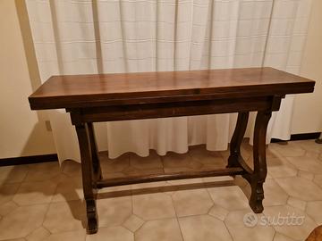 Tavolo in legno a libro