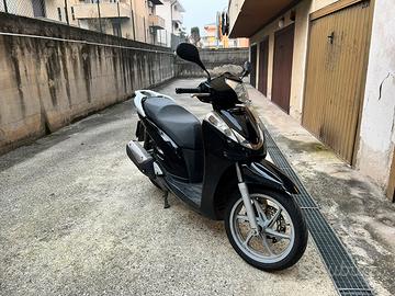 Scooter Motorino SH 300 come NUOVO