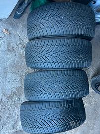 Gomme 245/45r18