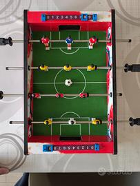 Calcio balilla biliardino da tavolo