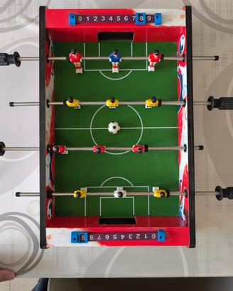 Calcio balilla biliardino da tavolo