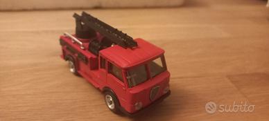 Penny Polistil, Camioncino pompieri Esadelta