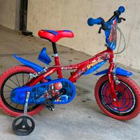 Bici Spider-Man 14” con rotelle (bimbi 3-5 anni)